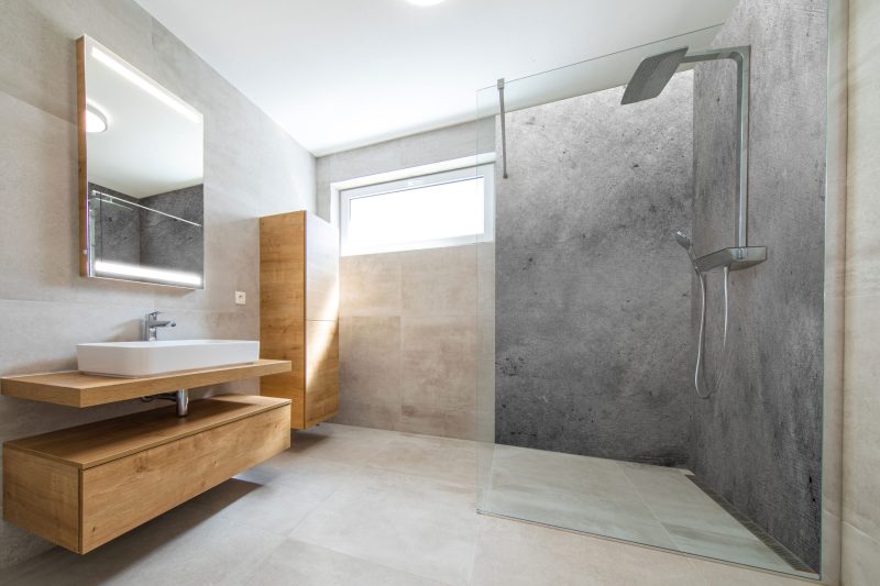 douche-thewall-2-pans-scaled-1.jpg